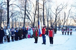 В школе №36 прошла торжественная линейка. посвященная 100-летнему юбилею М.П. Одинцова.