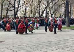 В столице Урала маршалу Победы возложили цветы.